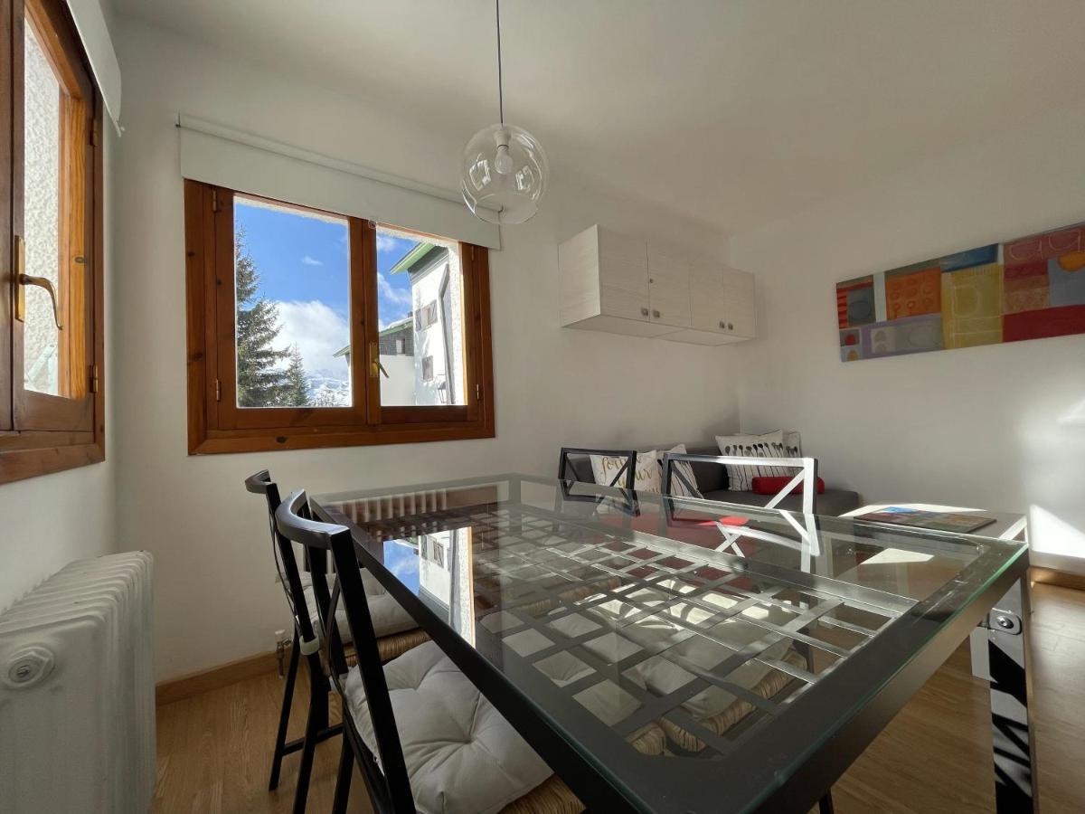 Izas · Pirineos360 · Práctico y sencillo · Perfecto para esquiadores Formigal Exterior foto
